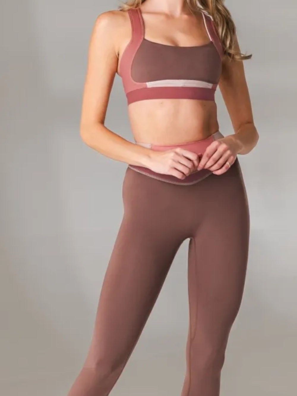 Pulse hue bra and matching legging
